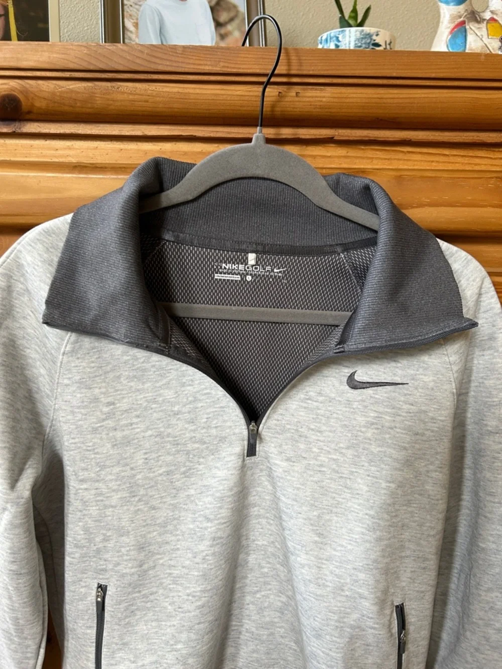 Nike Golf Sweatshirt Windblock Light Gray/Dark Gray‎ Quarter-Zip Pullover